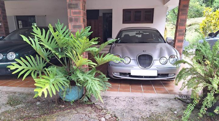 Vendeur de voiture agréé Sainte-Marie
